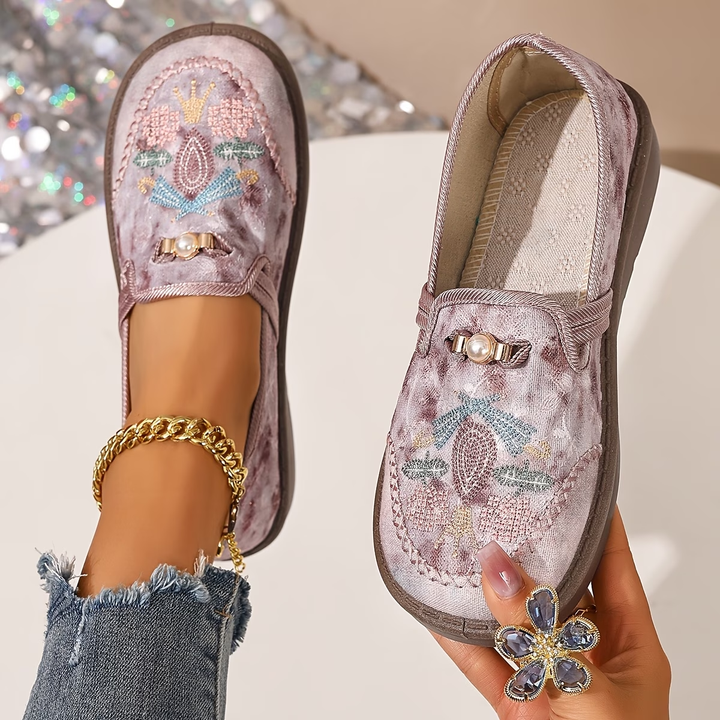 Delaney - Supportive Walking Sneakers