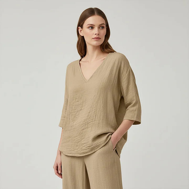 Rhianna - Elegant V-Neck Blouse