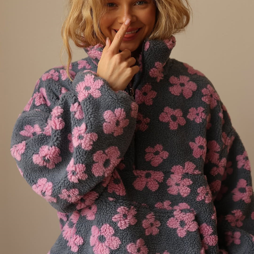 Ivelia - Soft-Touch Oversized Pullover
