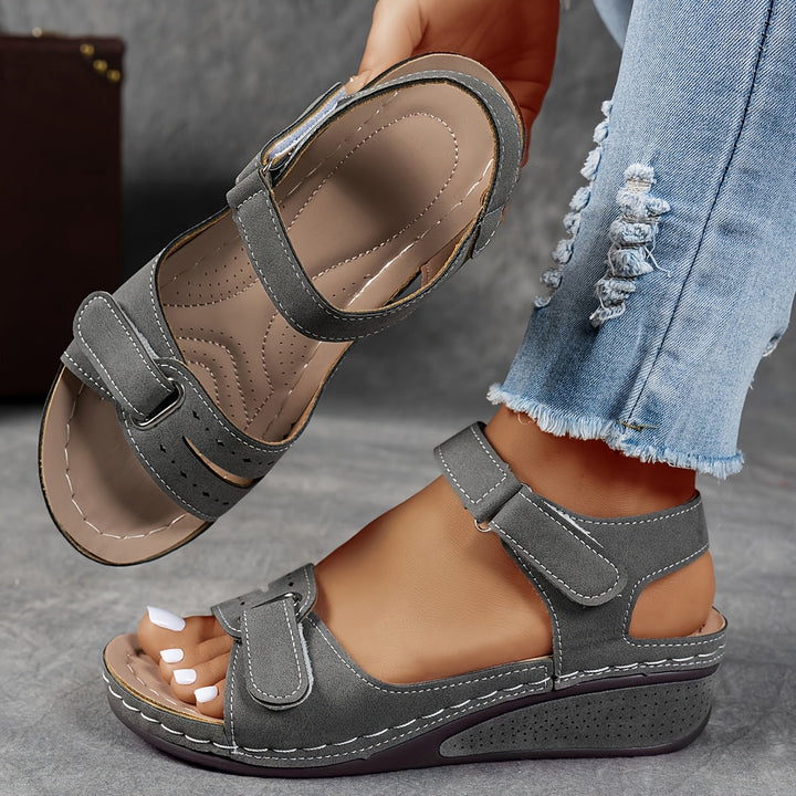 Quinnie - Supportive Sandals