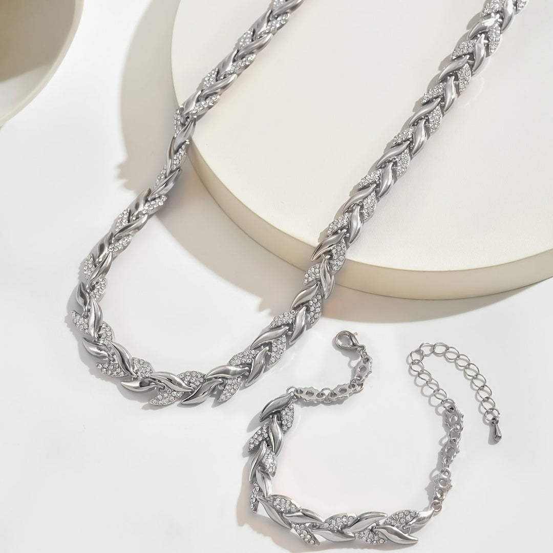 Yvonne - Lustrous Necklace & Bracelet Set
