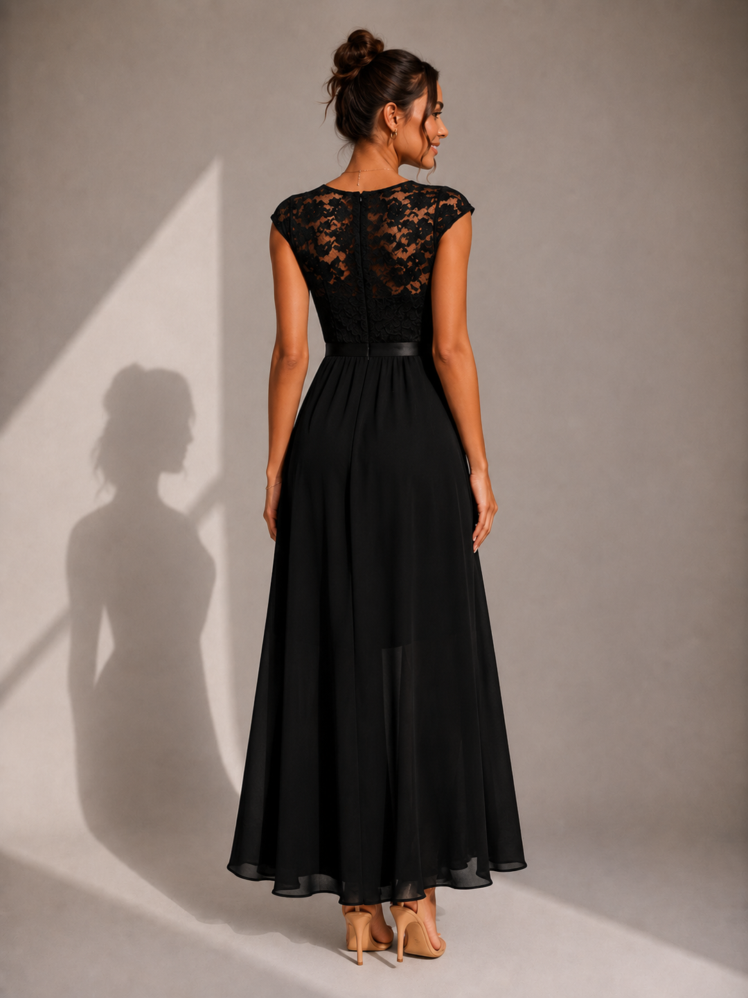 Winsome - Flowing A-Line Maxi Dress