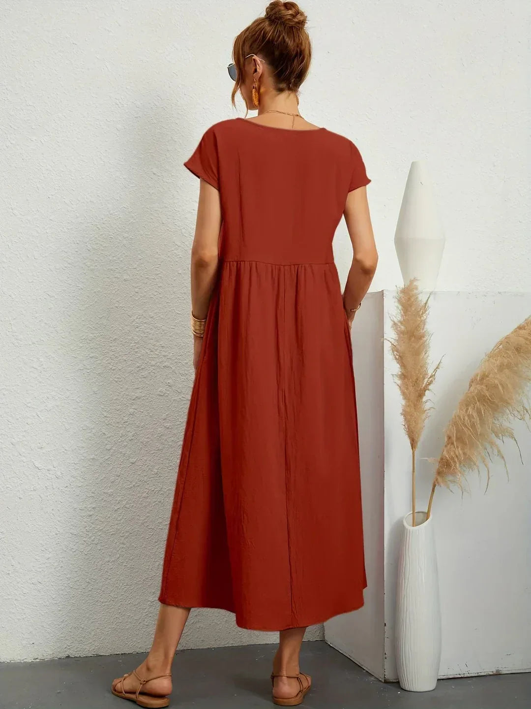 Keiraen - Soft-Touch Elegant Dress
