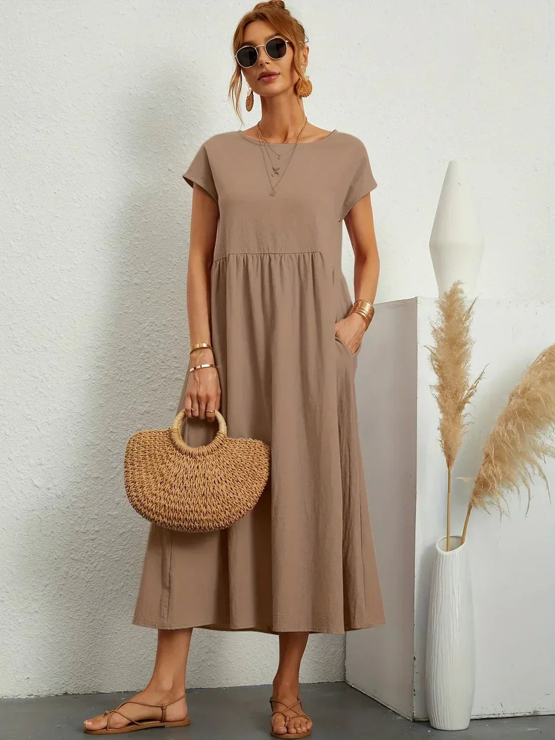 Keiraen - Soft-Touch Elegant Dress