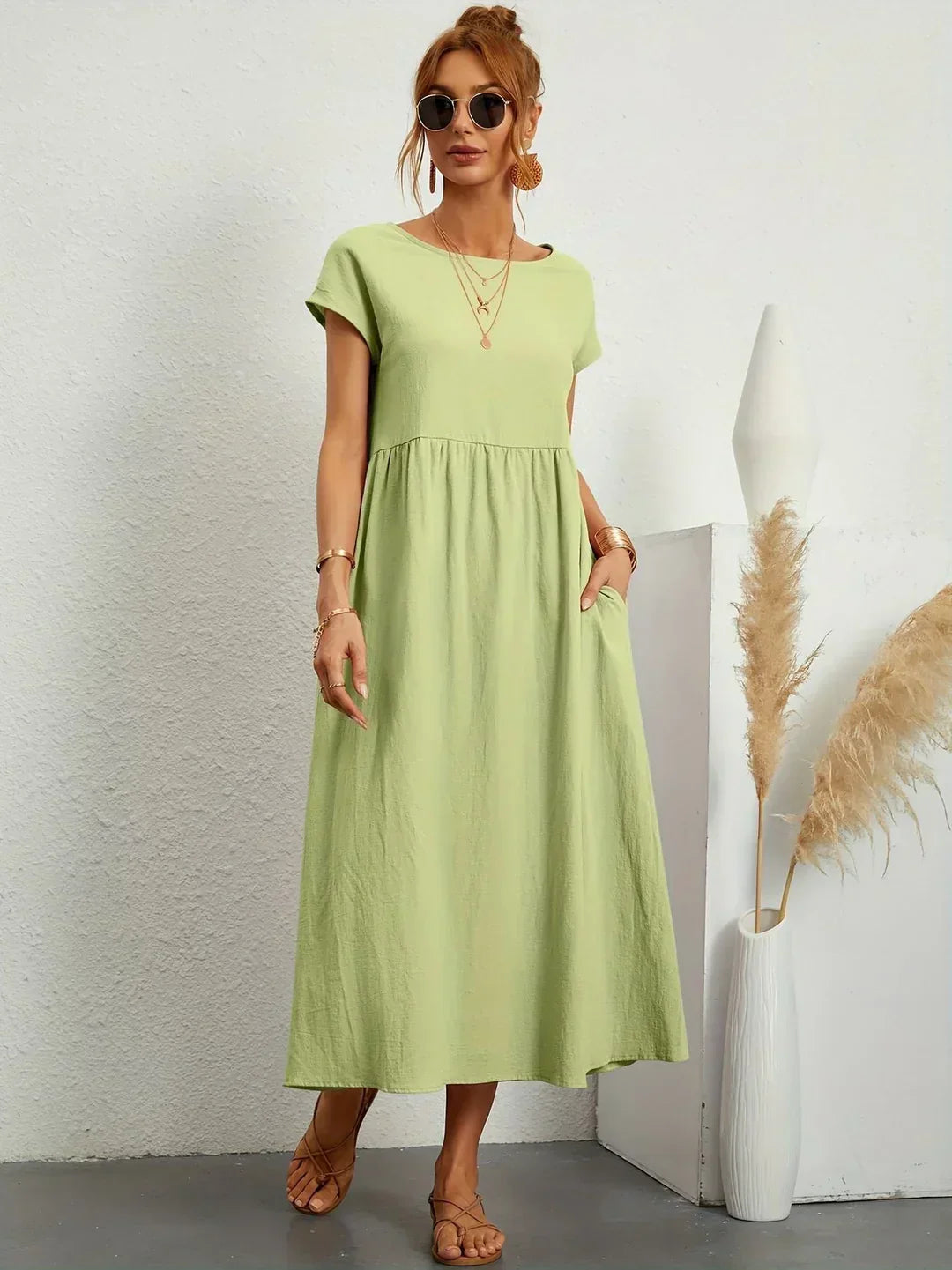 Keiraen - Soft-Touch Elegant Dress