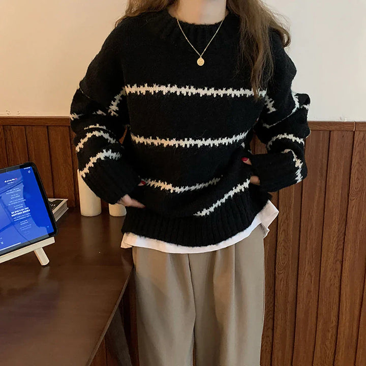 Nelli - Stylish Casual Sweater