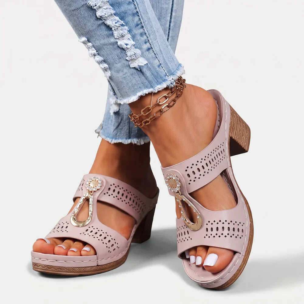 Deliora - Supportive Sandals