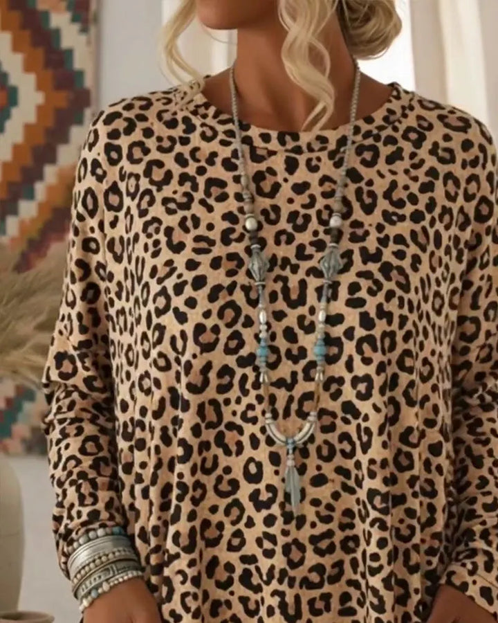 Calivelle - Soft-Touch Leopard Long Sleeve Top