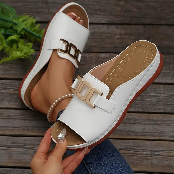 Lucerra - Buckle Strap Slide Sandals