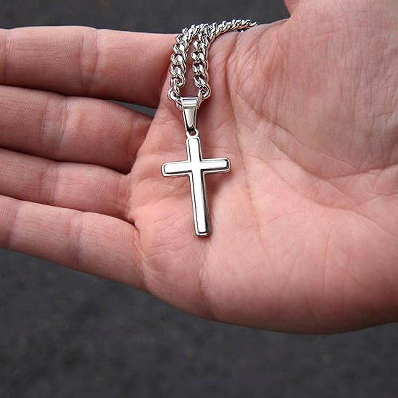 Halvor - Polished Cross Necklace
