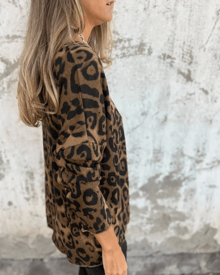 Coretta - Elegant Casual Blouse