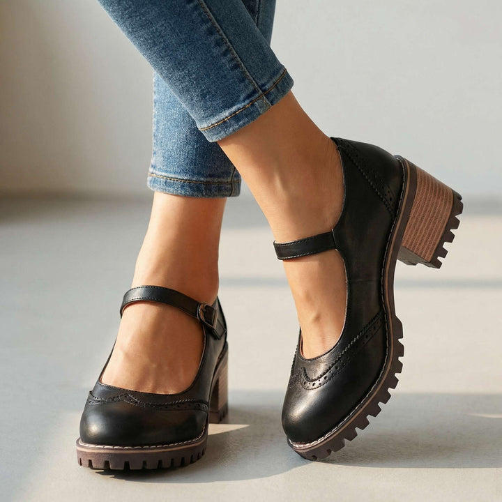 Ilyra - Buckle Strap Block Heel Shoes