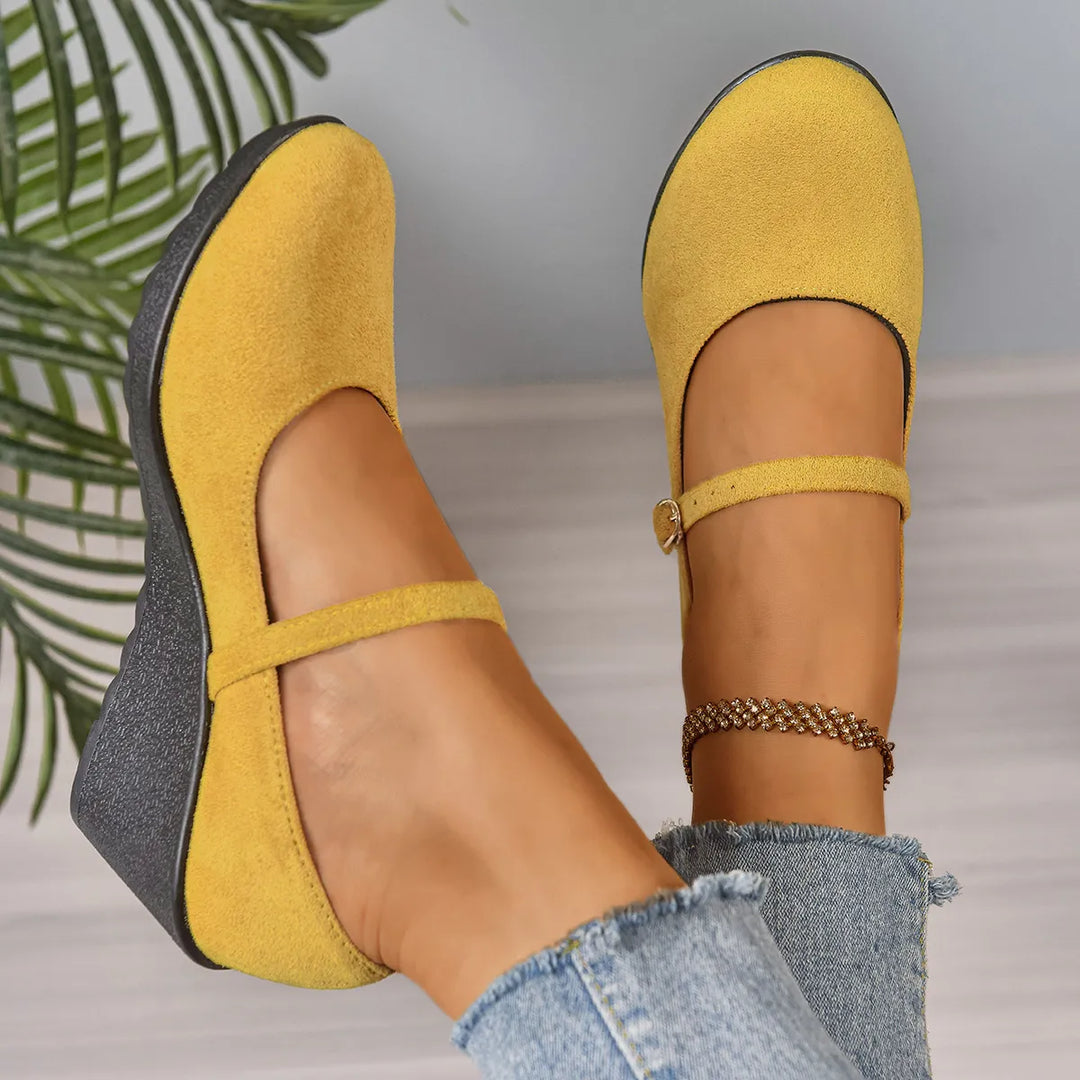 Zarinne - Supportive Walking Shoes