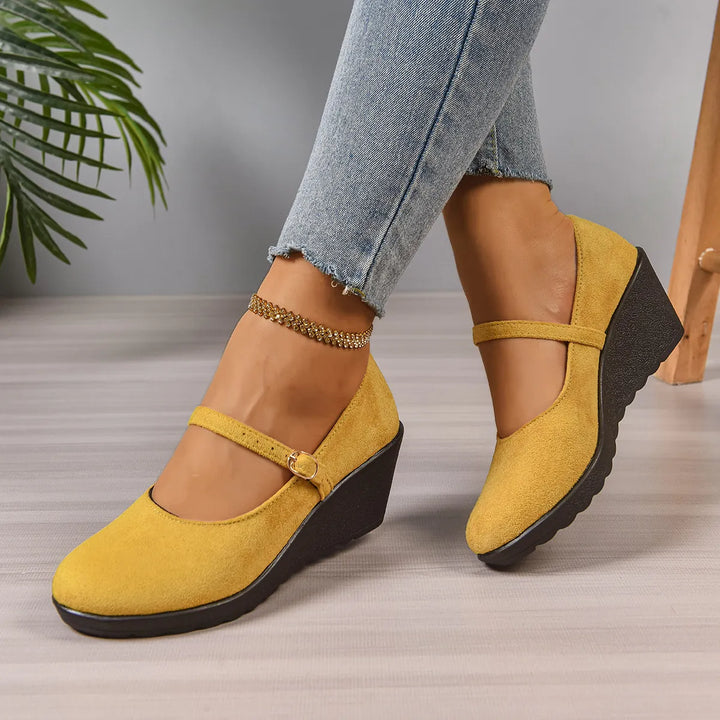 Zarinne - Supportive Walking Shoes