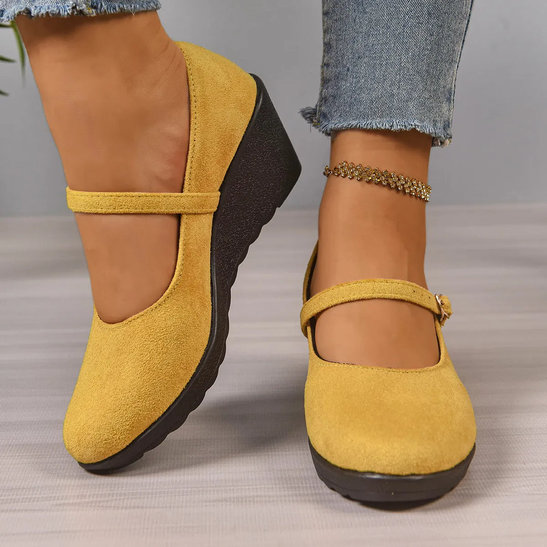 Zarinne - Supportive Walking Shoes
