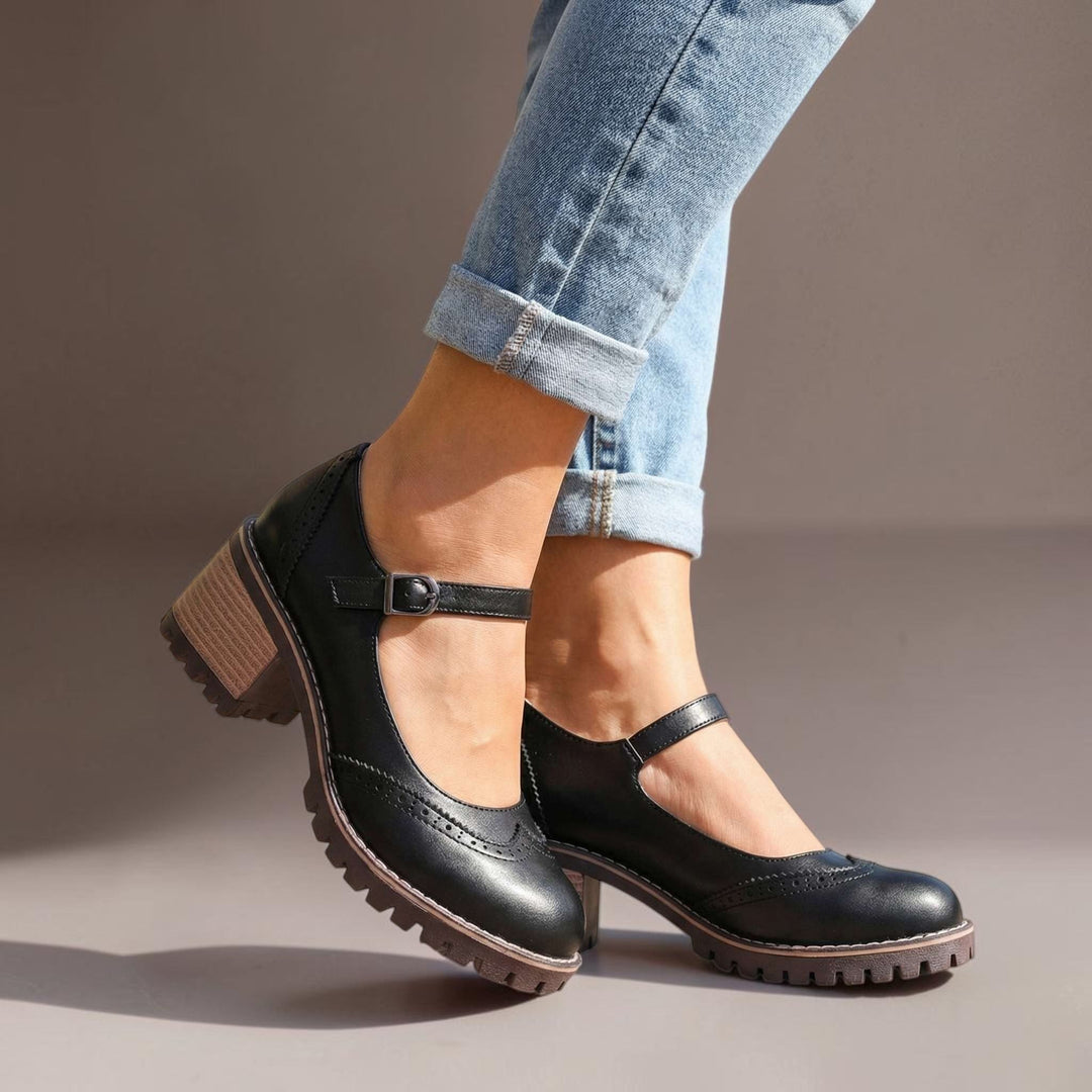 Ilyra - Buckle Strap Block Heel Shoes